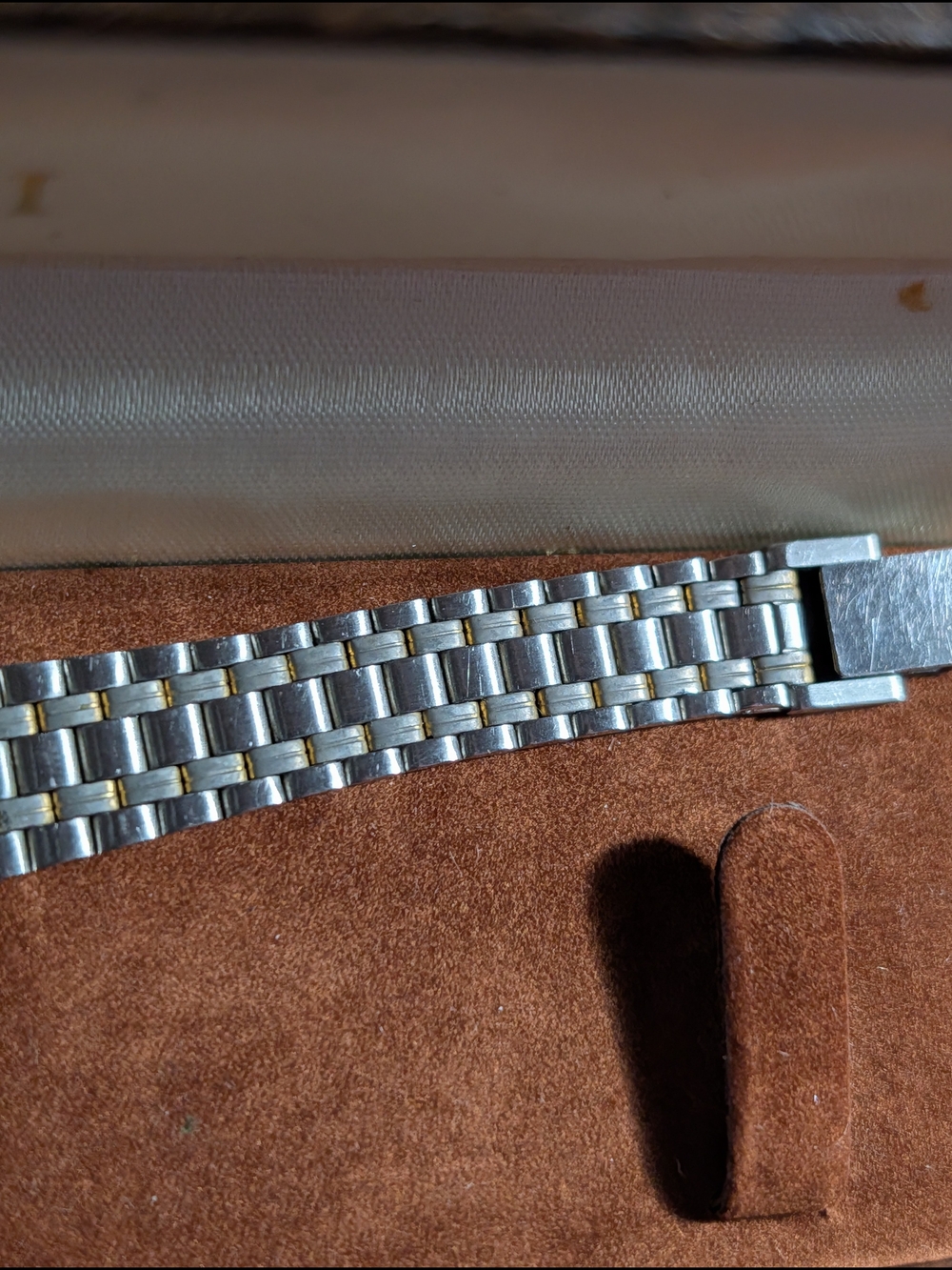 GUCCI Men's Two-Tone Stainless Steel Watch - Gold Dial - Picture 5 of 6